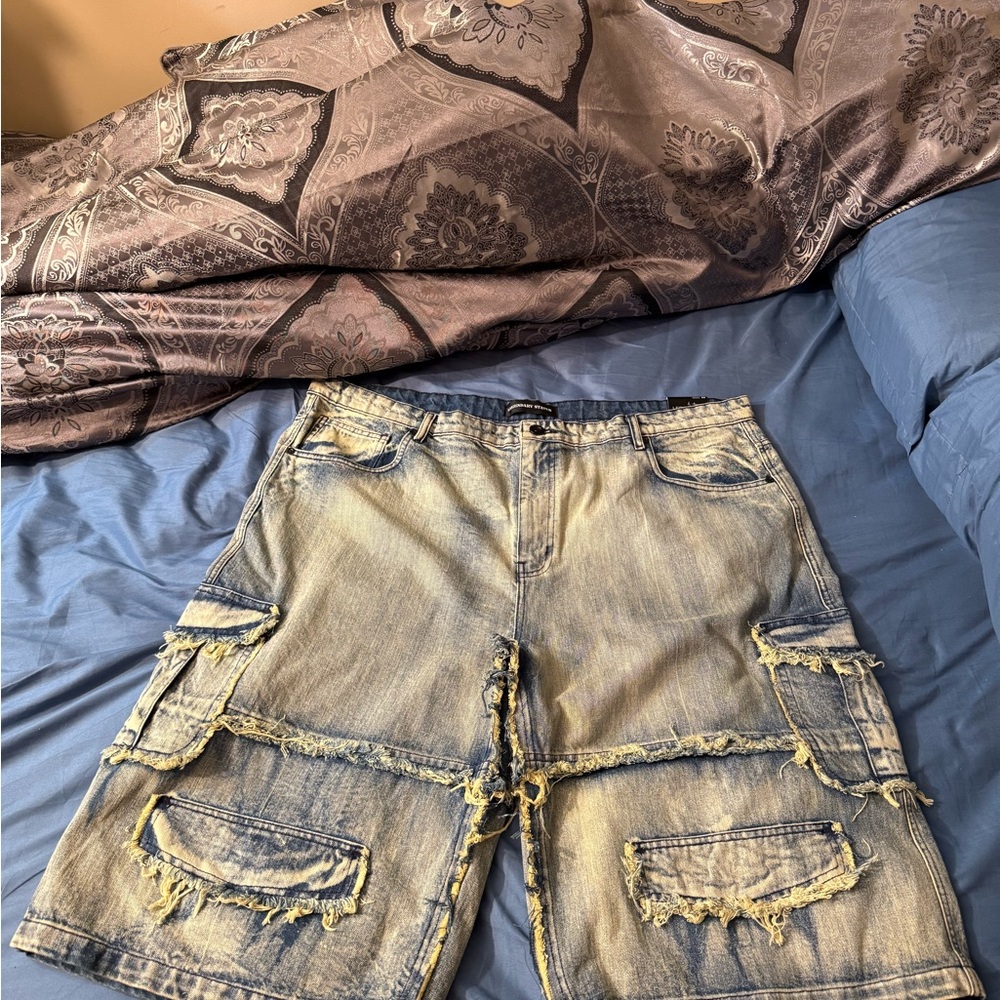 Men's Rugged Denim Cargo Shorts 🩳 …LENGTH AND WIDTH in PICTURES 👍👍👍